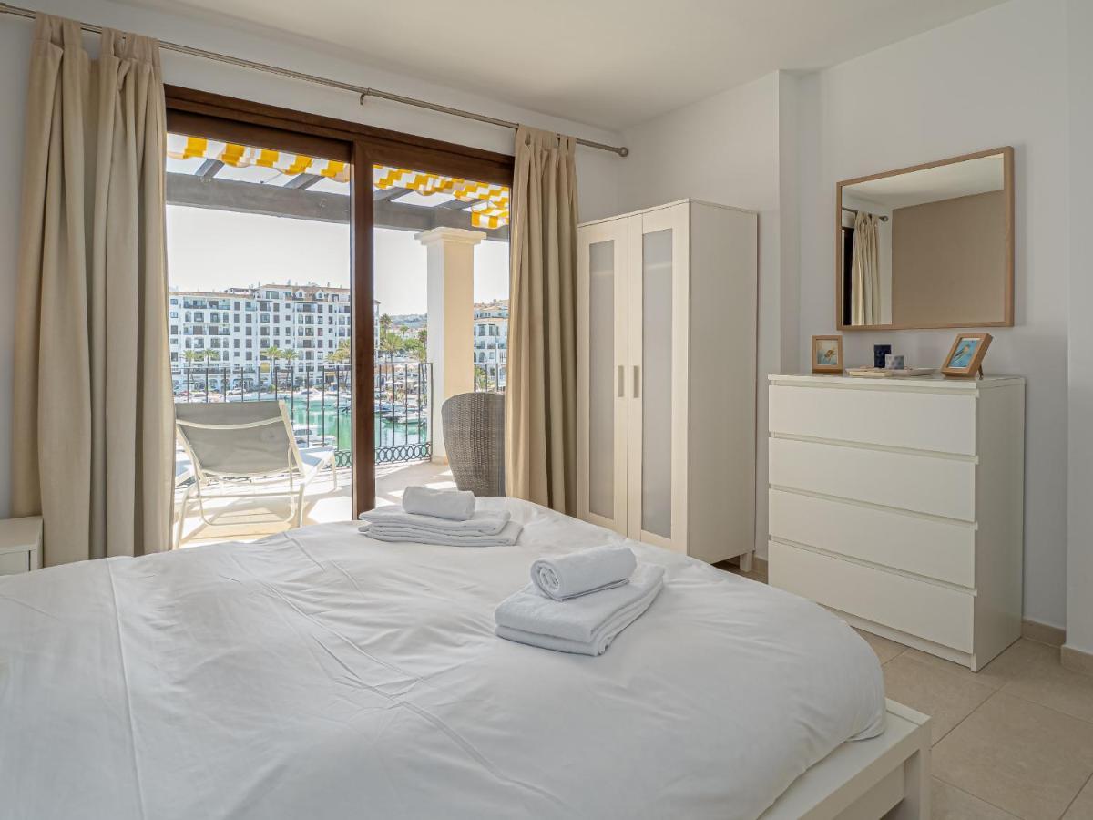 Beautiful Duquesa Harbour Apt 2001 Manilva Bagian luar foto